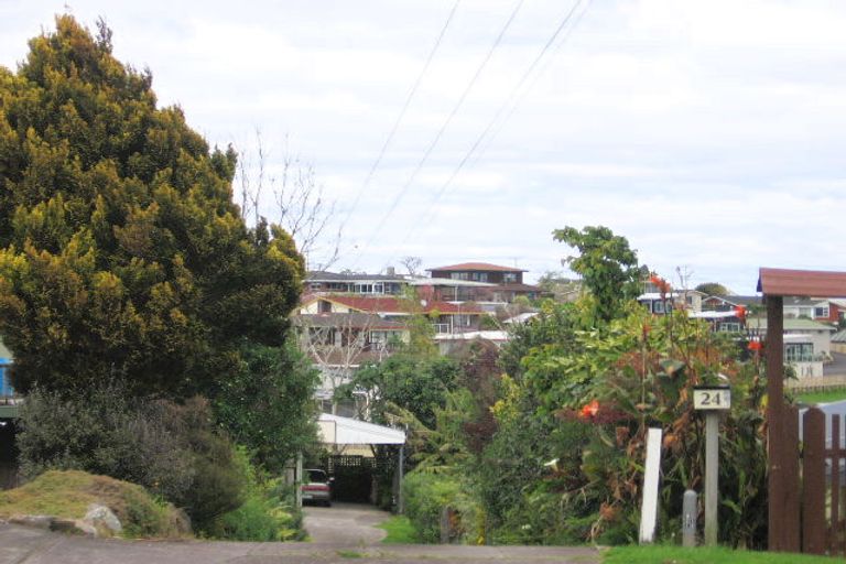 Photo of property in 24 Sherwood Street, Bellevue, Tauranga, 3110