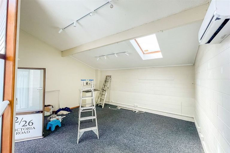 Photo of property in 2/28 Victoria Road, Papatoetoe, Auckland, 2025