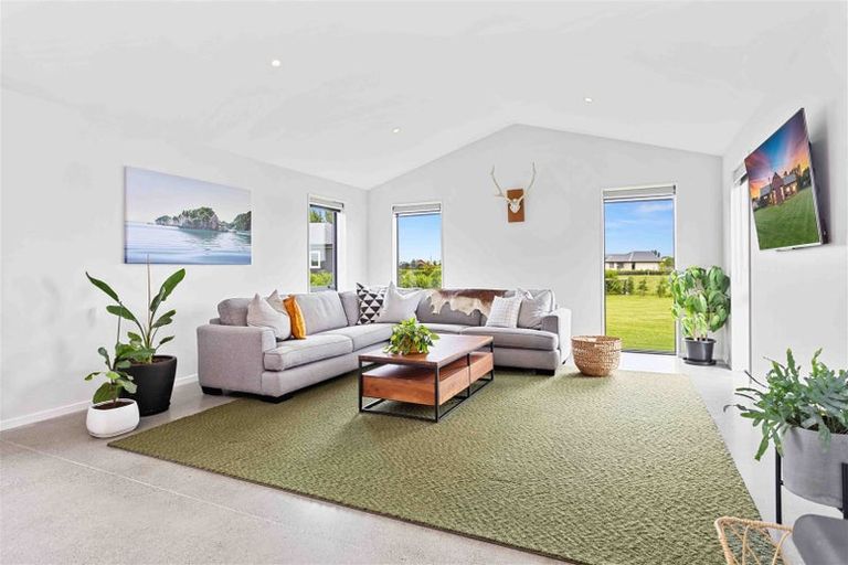 Photo of property in 9 Orbiter Drive, Ohoka, Kaiapoi, 7692