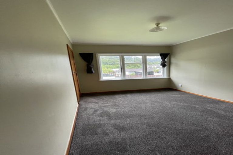 Photo of property in 2/18 Eldon Grove, Taita, Lower Hutt, 5019