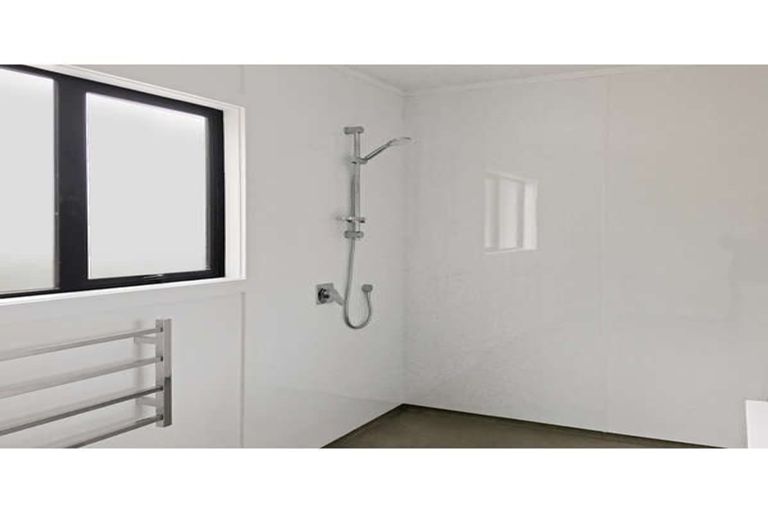 Photo of property in 27 Hinemoa Street, Levin, 5510