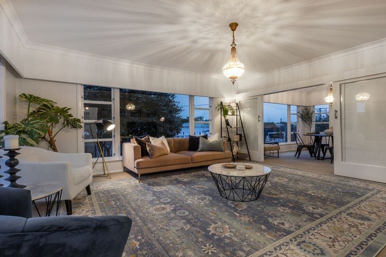 Photo of property in 14 Duke Street, Levin, 5510