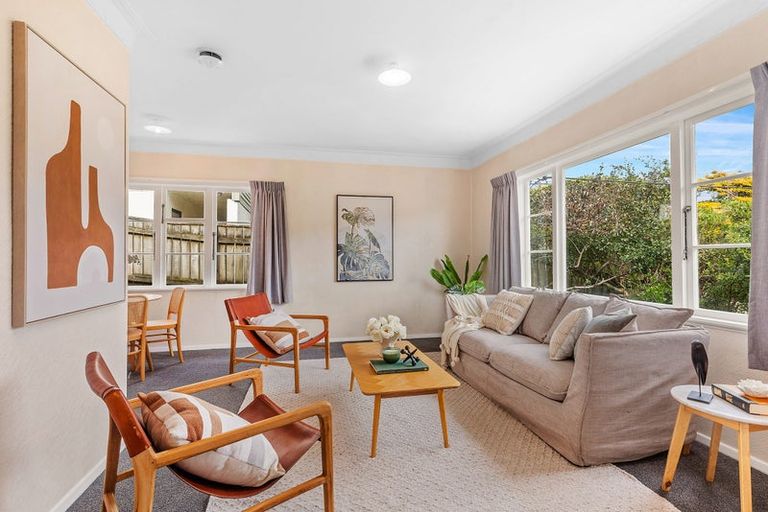 Photo of property in 24 Duncan Street, Tawa, Wellington, 5028