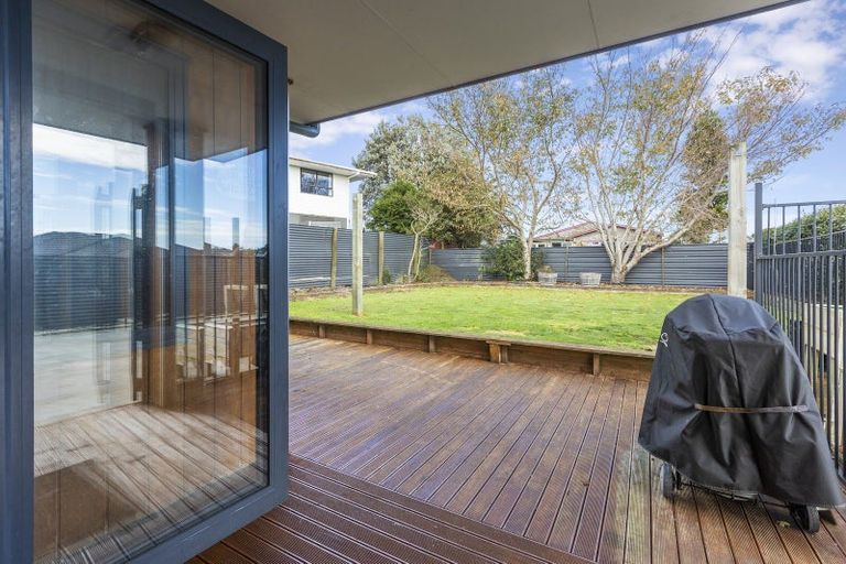 Photo of property in 15a Carthew Street, Okato, 4335