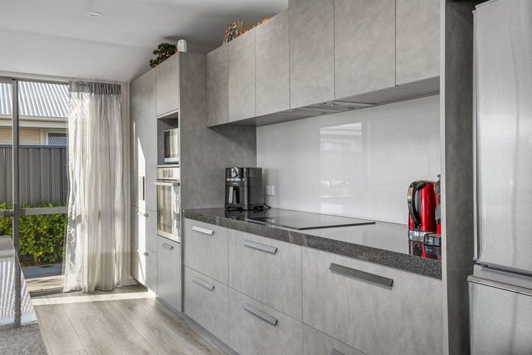 Photo of property in 8 Walker Place, Alexandra, 9320