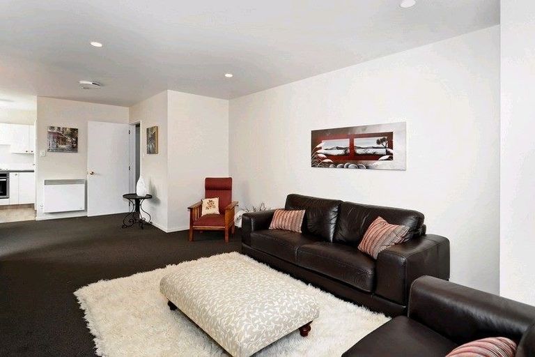 Photo of property in 22a Hay Street, Bromley, Christchurch, 8062
