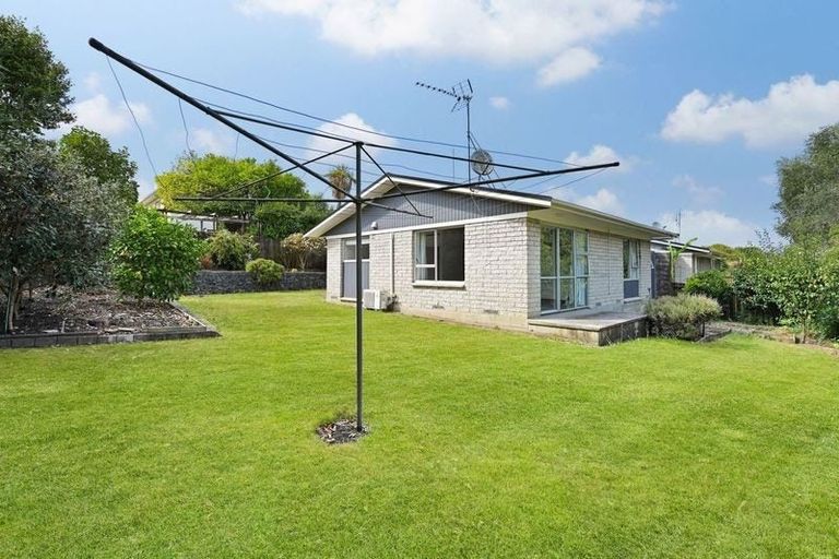 Photo of property in 108a&b Forest Lake Road, Forest Lake, Hamilton, 3200