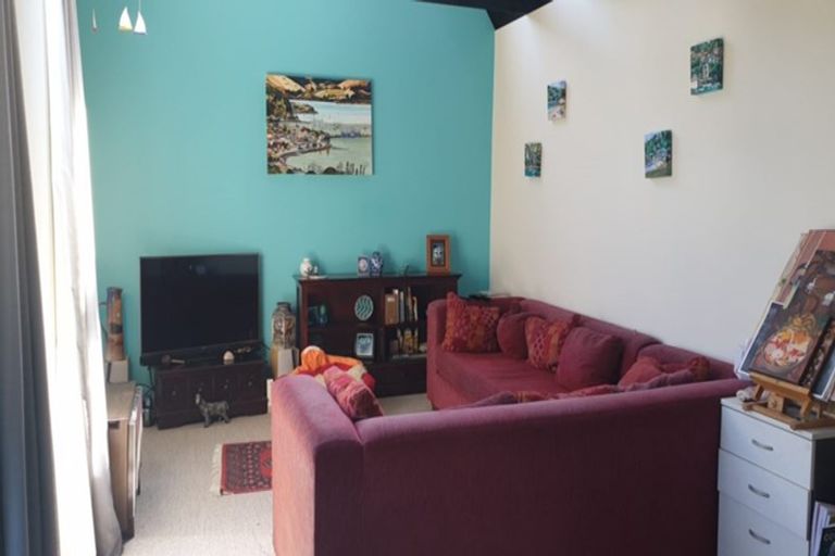 Photo of property in 1/8 Elphinstone Avenue, Strathmore Park, Wellington, 6022