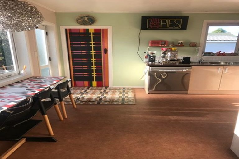 Photo of property in 2a Coulter Road, Owhata, Rotorua, 3010