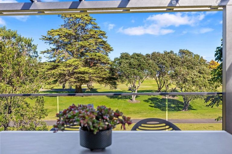 Photo of property in 150b Oceanbeach Road, Mount Maunganui, 3116