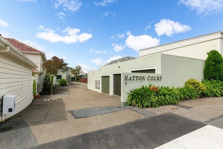 Photo of property in 4f Hatton Street, Karori, Wellington, 6012