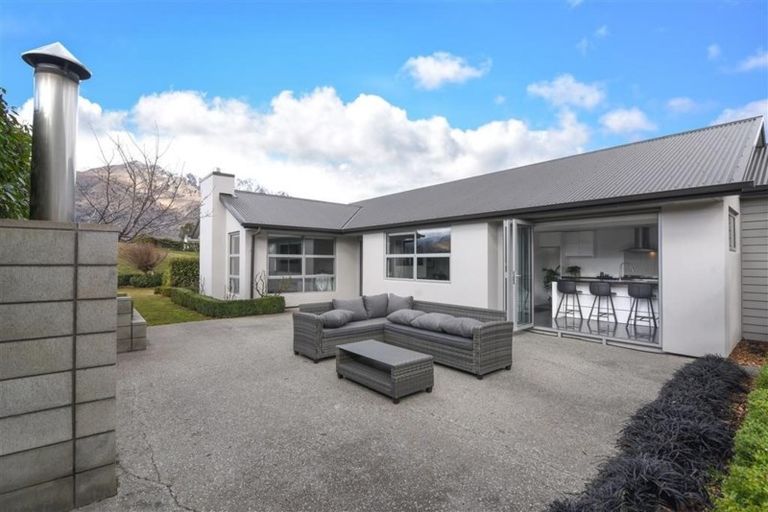 Photo of property in 2 Bridgewell Lane, Lower Shotover, Queenstown, 9371