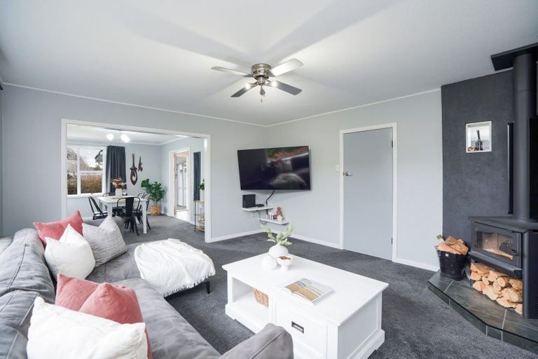 Photo of property in 52 Cargill Street, Waikiwi, Invercargill, 9810