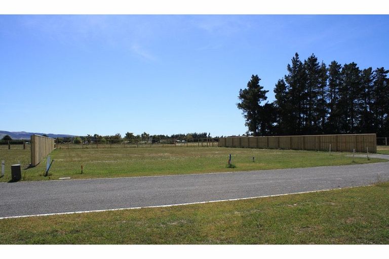 Photo of property in 3 Frank Lane, Amberley, 7481