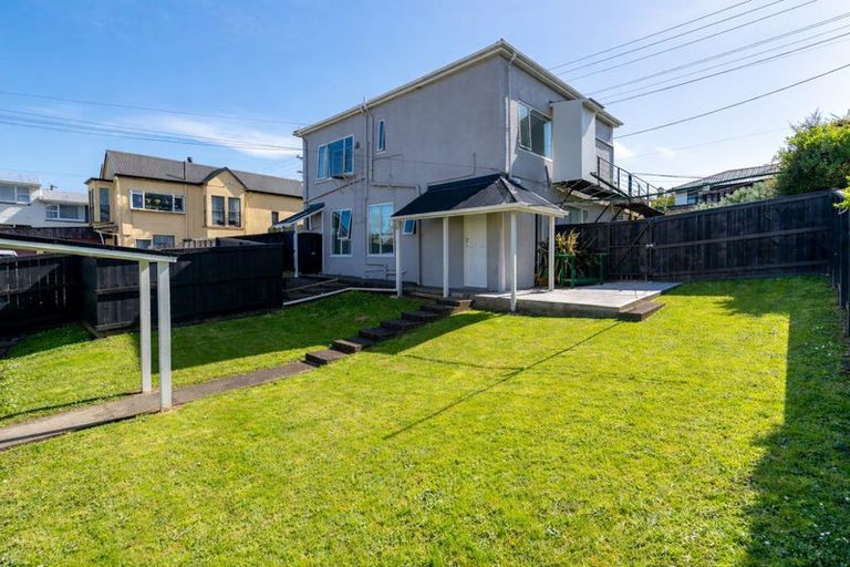 Photo of property in 77 Elgin Road, Mornington, Dunedin, 9011