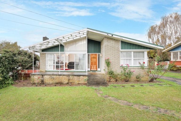 Photo of property in 30 Garden Heights Avenue, Glenview, Hamilton, 3206