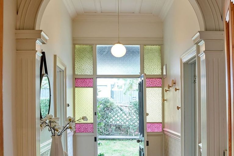 Photo of property in 175 Gladstone Road, Dalmore, Dunedin, 9010