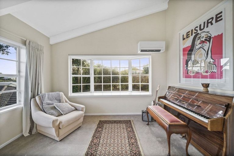 Photo of property in 25 Meachen Terrace, Waiuku, 2123