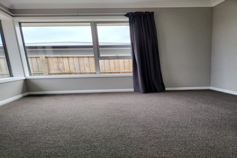 Photo of property in 100 Willryan Avenue, New Brighton, Christchurch, 8083