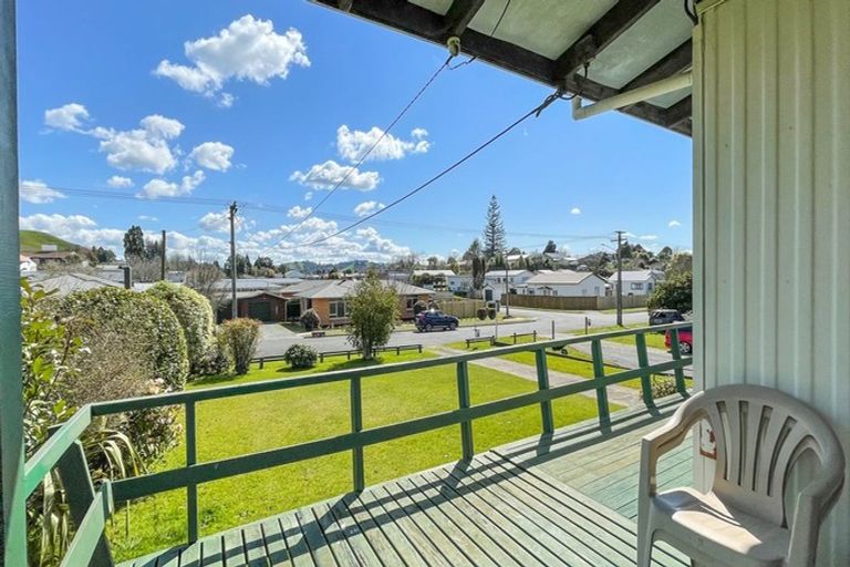 Photo of property in 15 Bear Street, Tirau, 3410