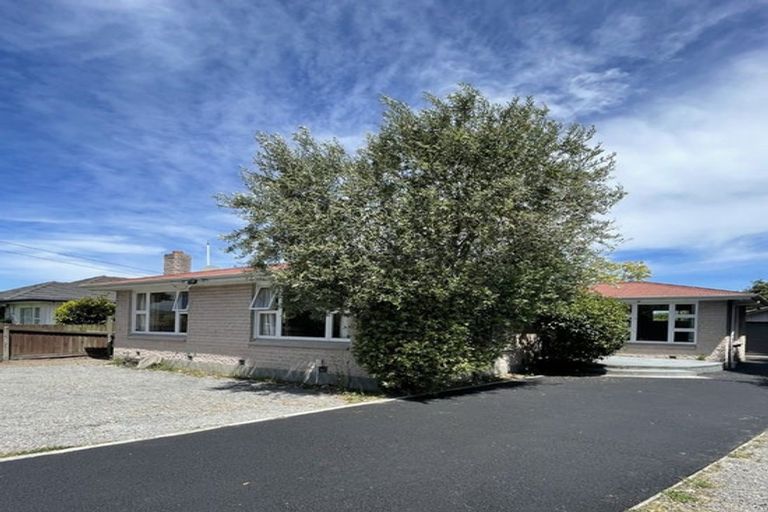 Photo of property in 307 Wairakei Road, Bryndwr, Christchurch, 8053