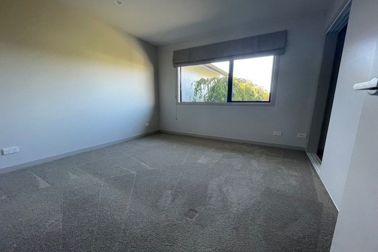 Photo of property in 1 Topping Place, Whitianga, 3510