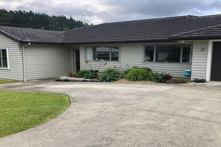 Photo of property in 5 Wautaiti Drive, Riverhead, 0820