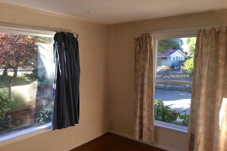 Photo of property in 9 Haynes Avenue, Upper Riccarton, Christchurch, 8041