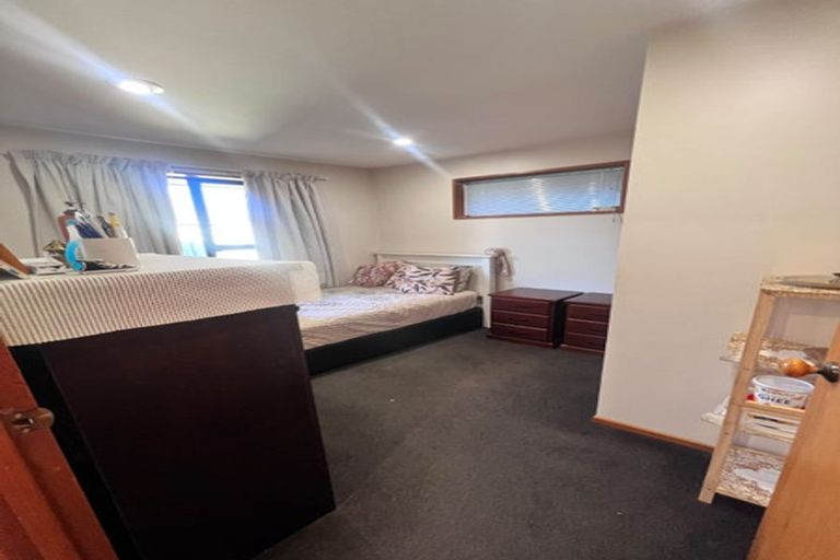 Photo of property in 1/8 Campion Place, Halswell, Christchurch, 8025