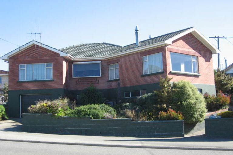 Photo of property in 38 Wharfe Street, South Hill, Oamaru, 9400