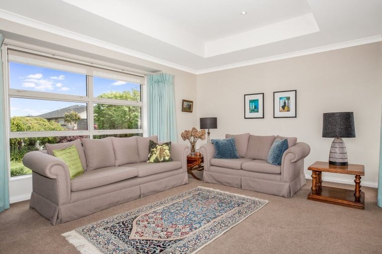 Photo of property in 26 Otupoa Way, Paraparaumu, 5032