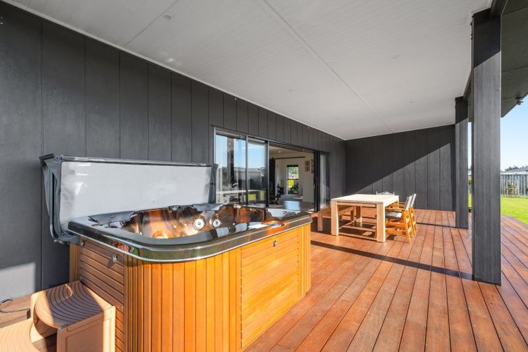 Photo of property in 25 Mill Grove, Clareville, Carterton, 5713