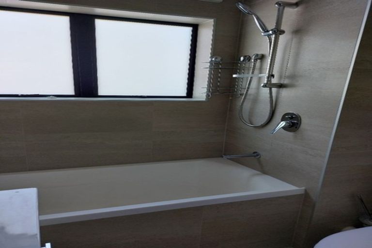 Photo of property in 8/767 Beach Road, Browns Bay, Auckland, 0630