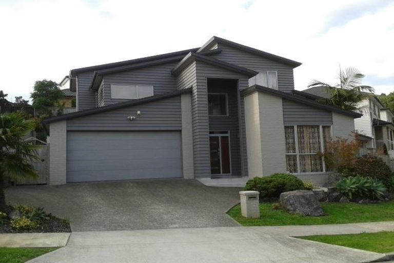 Photo of property in 6 Lucca Crescent, Flat Bush, Auckland, 2019