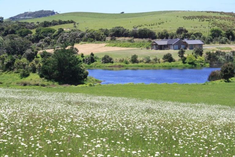 Photo of property in 52 Robert Hastie Drive, Mangawhai, 0573