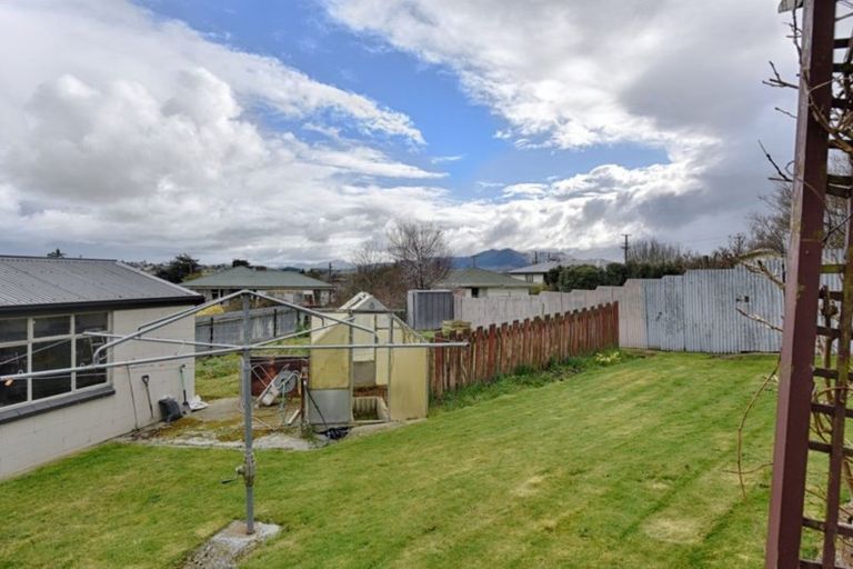 Photo of property in 12 Charles Street, East Gore, Gore, 9710