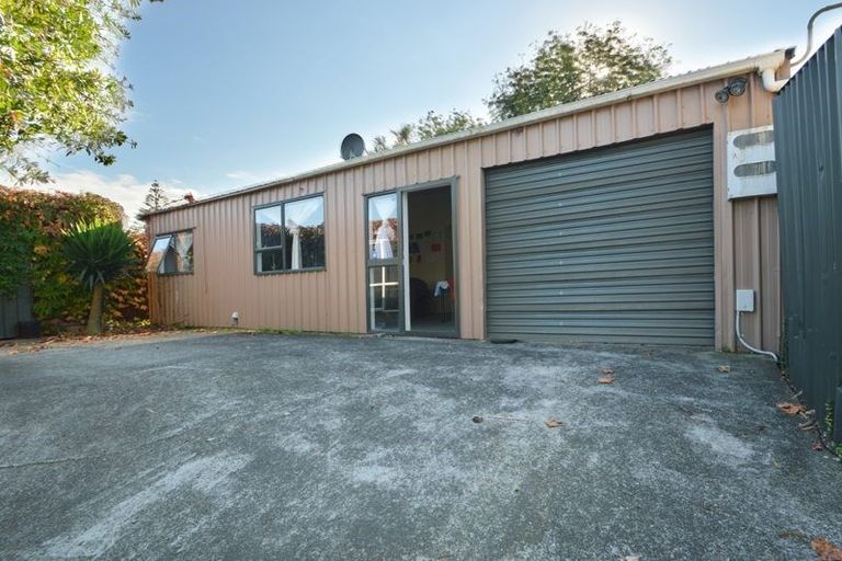 Photo of property in 5 Beatty Avenue, Manurewa, Auckland, 2102