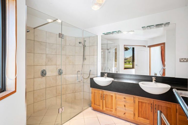 Photo of property in 36 Ruru Lane, Wanaka, 9382