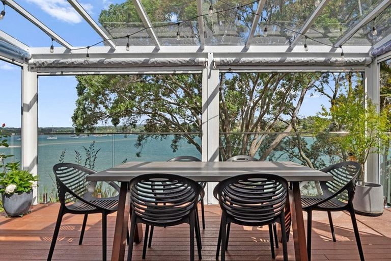 Photo of property in 59 Pohutukawa Avenue, Shelly Park, Auckland, 2014