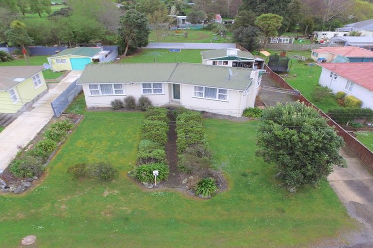 Photo of property in 6 Bovis Street, Shannon, 4821