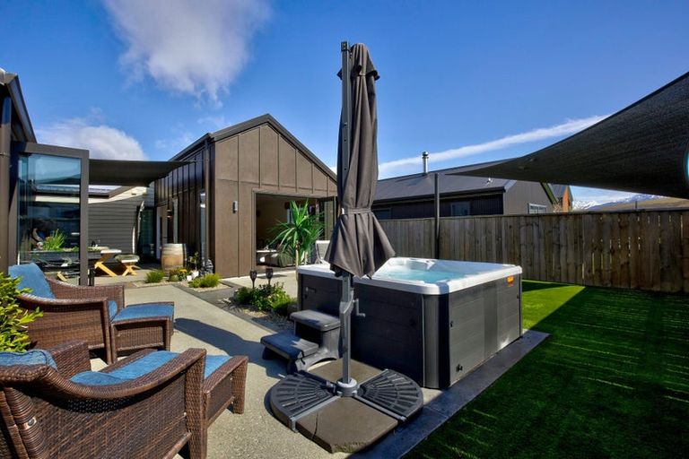 Photo of property in 64 Jack Hanley Drive, Jacks Point, Queenstown, 9371