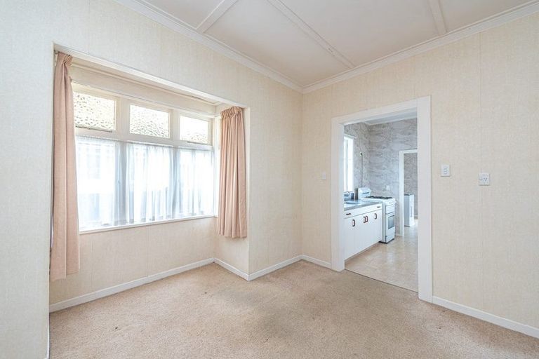 Photo of property in 10 Godwin Crescent, College Estate, Whanganui, 4500