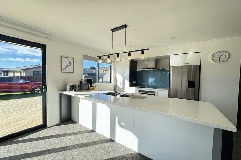 Photo of property in 1 North Foreland Street, Waihola, Milton, 9073