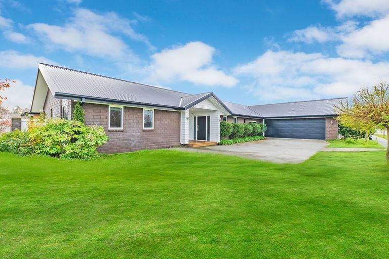 Photo of property in 2 Highworth Crescent, Rolleston, 7615