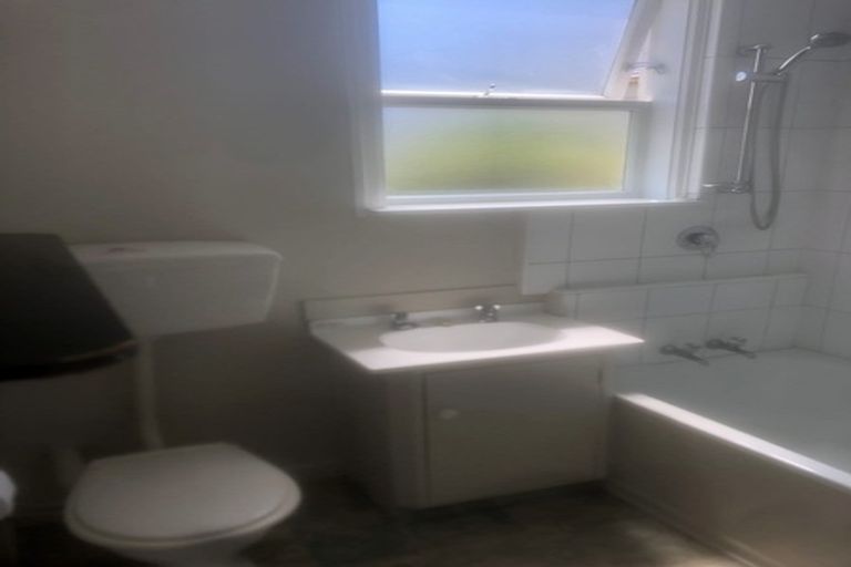 Photo of property in 5/52 Bannerman Road, Morningside, Auckland, 1022