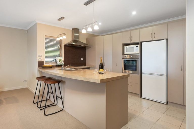 Photo of property in 5 Riddington Rise, Ohauiti, Tauranga, 3112