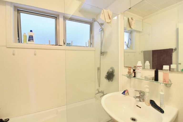 Photo of property in 31/125 Grant Road, Thorndon, Wellington, 6011