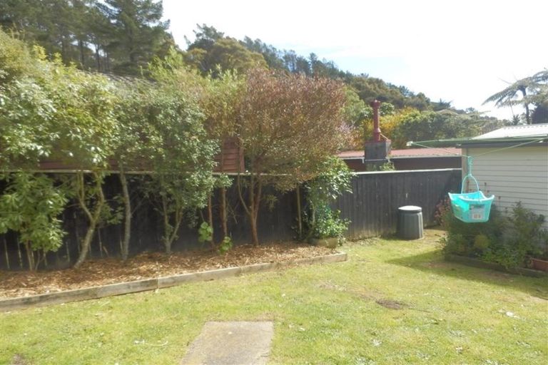 Photo of property in 546 Stokes Valley Road, Stokes Valley, Lower Hutt, 5019