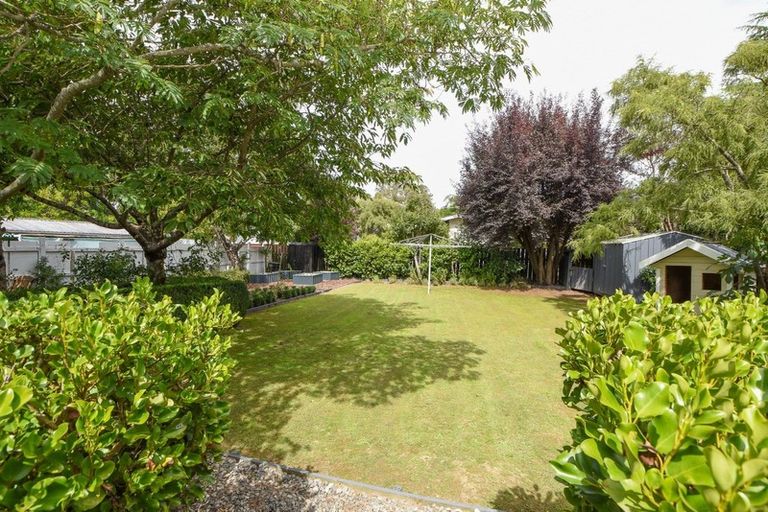 Photo of property in 16 King Street, Carterton, 5713