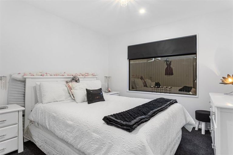 Photo of property in 3 Freeville Place, New Brighton, Christchurch, 8083